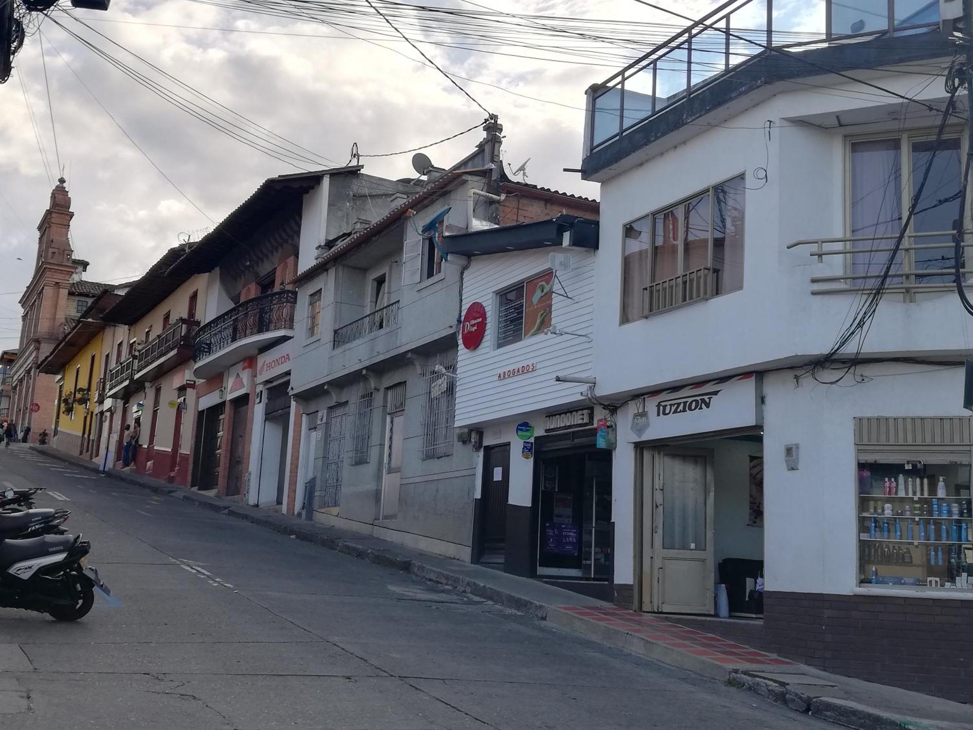 RuiosucioLuminoso Y Centrico Con Balcon En Riosucioアパートメント エクステリア 写真